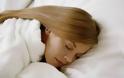 4 σημάδια ότι δεν κοιμάσαι τόσο καλά όσο νομίζεις