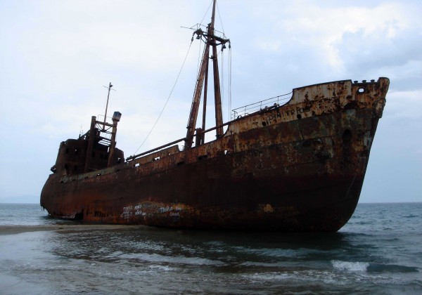 Διαβάστε την άγνωστη ιστορία πίσω από το ναυάγιο του Γυθείου [photos] - Φωτογραφία 4