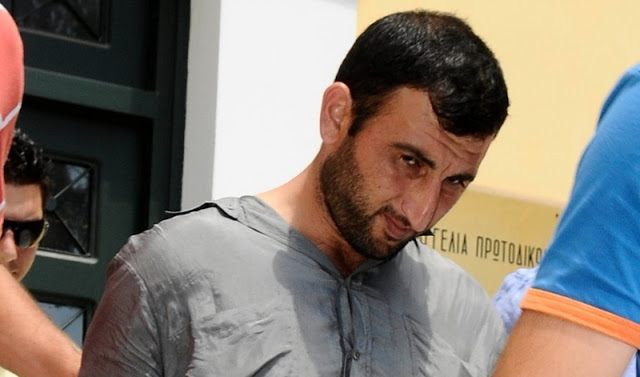 Η δολοφονία που ΣΥΓΚΛΟΝΙΣΕ το πανελλήνιο... Όταν ο Νίκος Σεργιανόπουλος βρέθηκε ΝΕΚΡΟΣ μέσα στο σπίτι του! [photos + video] - Φωτογραφία 6