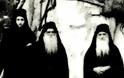 7006 - Ιερομόναχος Νεκτάριος Καυσοκαλυβίτης· ο Πνευματικός (1904 – 30 Αυγούστου 1989) - Φωτογραφία 1