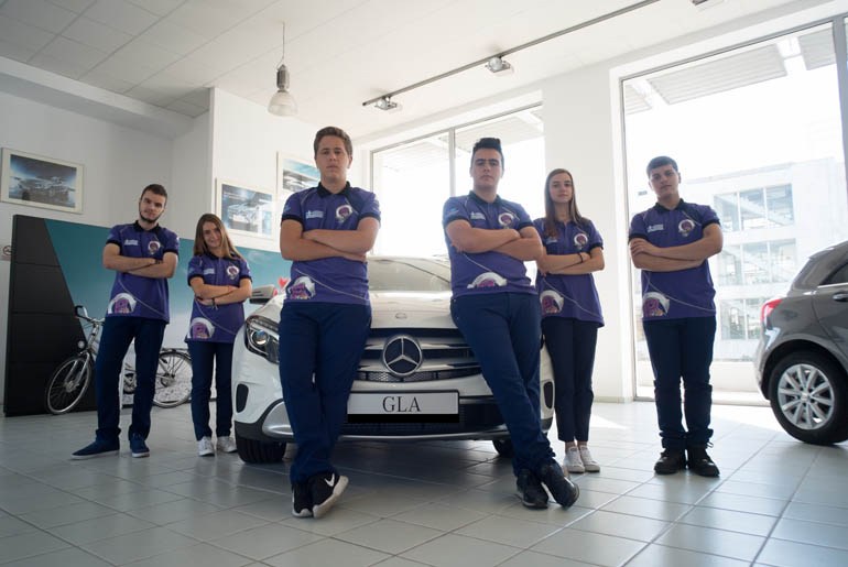 Με την στήριξη της Mercedes θα εκπροσωπήσει η Ελλάδα το Formula 1 in Schools - Φωτογραφία 1