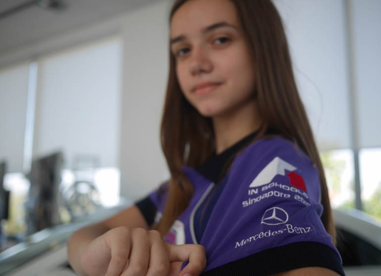 Με την στήριξη της Mercedes θα εκπροσωπήσει η Ελλάδα το Formula 1 in Schools - Φωτογραφία 3