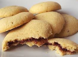Η συνταγή της ημέρας: Γεμιστά μπισκότα με πραλίνα φουντουκιού - Φωτογραφία 1