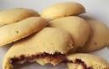 Η συνταγή της ημέρας: Γεμιστά μπισκότα με πραλίνα φουντουκιού