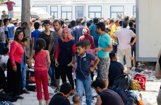 Ξεπέρασαν τους 12.700 οι πρόσφυγες στην Μυτιλήνη - Φωτογραφία 1