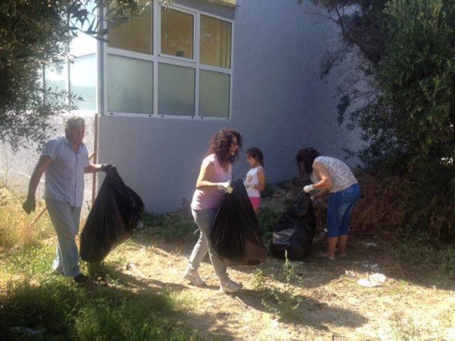 Εθελοντές δίνουν έξοχο μάθημα οικολογικής συνείδησης, σε γειτονιά του Ηρακλείου - Φωτογραφία 7