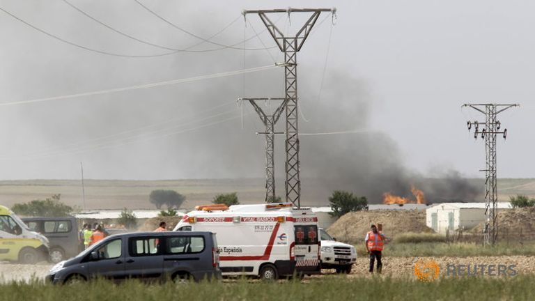 Εκρηξη σε εργοστάσιο πυροτεχνημάτων στην Ισπανία - Πέντε νεκροί και έξι τραυματίες [photos] - Φωτογραφία 4