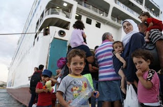 ΟΗΕ: Πάνω από 200.000 πρόσφυγες έφτασαν φέτος στην Ελλάδα - Φωτογραφία 1