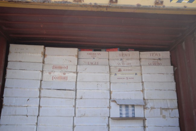 Μισό εκ. σφαίρες, 5.000 όπλα και 49 εκ. λαθραία τσιγάρα στο Haddad 1 - Φωτογραφία 6