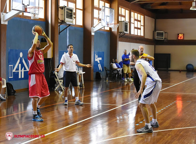 ΞΕΜΟΥΔΙΑΣΜΑ ΜΕ ΠΡΩΤΟ ΦΙΛΙΚΟ ΠΟΥ ΠΛΗΣΙΑΣΕ ΤΗΝ... 100αρα! (PHOTOS) - Φωτογραφία 2