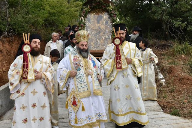 7046 - Με το Αγιορειτικό Τυπικό ο εορτασμός του Γενεσίου της Θεοτόκου στην Ιερά Μονή της Παναγίας Θεοσκεπάστου-Σοχού - Φωτογραφία 23
