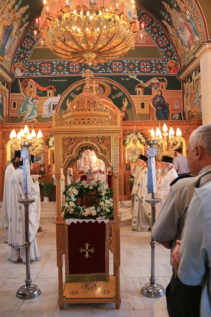 Λιτάνευση Εικόνας Ιερού Ναού Παναγίας Παντάνασσας - Φωτογραφία 9