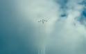 ΣΥΜΒΑΙΝΕΙ ΤΩΡΑ: Γέμισε ο Αττικός ουρανός μαχητικά - Μοναδικές εικόνες - Φωτογραφία 2