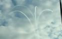 ΣΥΜΒΑΙΝΕΙ ΤΩΡΑ: Γέμισε ο Αττικός ουρανός μαχητικά - Μοναδικές εικόνες - Φωτογραφία 3