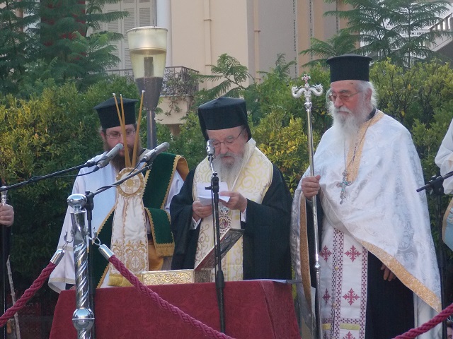 7069 - Φωτογραφίες από τη σημερινή υποδοχή του Τιμίου Ξύλου της Ιεράς Μονής Ξηροποτάμου στο Αγρίνιο - Φωτογραφία 11