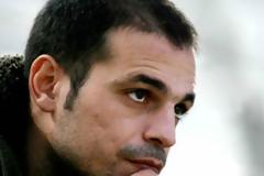 Ο Ντέμης Νικολαΐδης σε πλήρη μετάλλαξη! - Έγινε αγνώριστος!