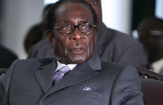 Εγινε κι αυτό - Ο πρόεδρος της Ζιμπάμπουε εκφώνησε... λάθος λόγο - Φωτογραφία 1