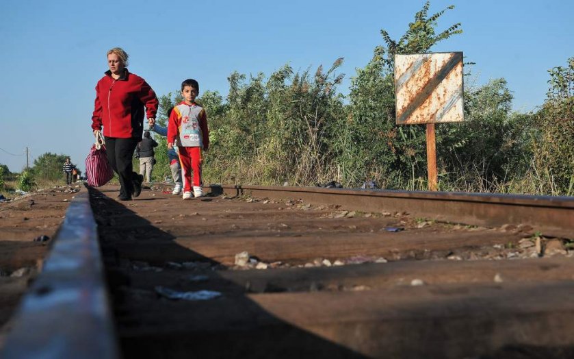 «Γιορτή» κτηνωδίας στα σύνορα Ουγγαρίας-Σερβίας – Εικόνες που κόβουν την ανάσα [photos] - Φωτογραφία 8