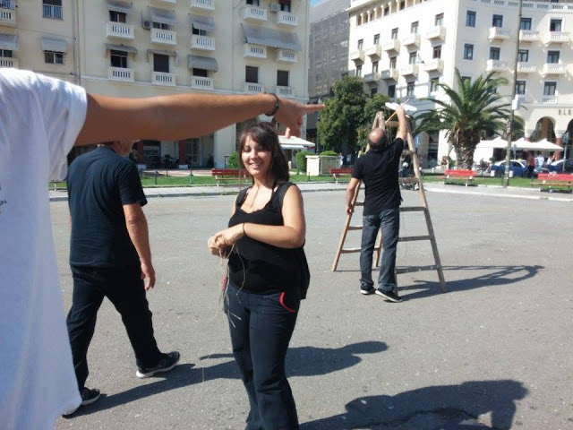 Οι εκλογές, η τιμή και η θηλιά  - Αυτό είναι το αντι - εκλογικό σποτ της Σπίθα Θεσσαλονίκης - Φωτογραφία 9