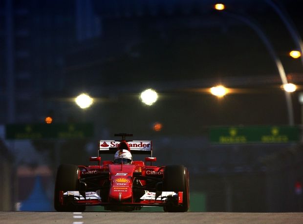 Pole μετά από χρόνια για Vettel και Ferrari! - Φωτογραφία 1
