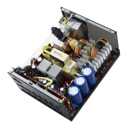 H Cooler Master κυκλοφορεί τη V σειρά τροφοδοτικών με 3D Circuit σχεδιασμό - Φωτογραφία 2