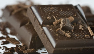 Η μαύρη σοκολάτα βοηθά στην απώλεια βάρους; - Φωτογραφία 1
