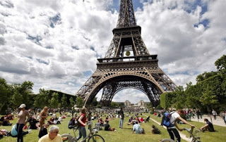 Το Παρίσι χωρίς αυτοκίνητο, για μία μέρα - Φωτογραφία 1