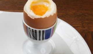 Ξέρατε ότι τα μελάτα αυγά είναι επικίνδυνα; Δείτε γιατί - Φωτογραφία 1