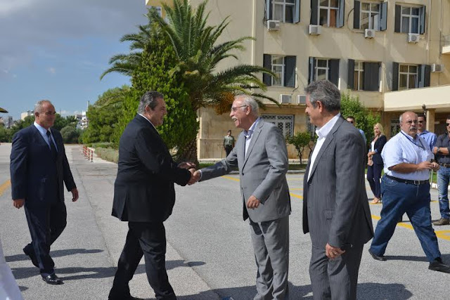 Τελετή Παράδοσης- Παραλαβής Υπουργείου Εθνικής Άμυνας - Φωτογραφία 4