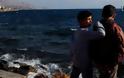 Ψαράς στο Αιγαίο ανακάλυψε σε ακατοίκητο νησί 115 Σύρους πρόσφυγες