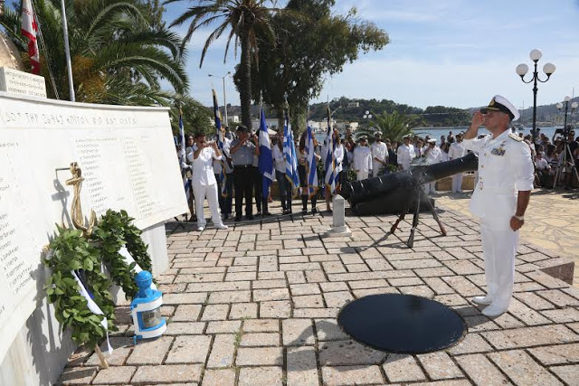 Παρουσία ΥΕΘΑ Πάνου Καμμένου στις εκδηλώσεις για την 72η Επέτειο βύθισης του Α/Τ Β. Όλγα και στα αποκαλυπτήρια της προτομής του ήρωα Αντιναύαρχου Χ. Καραθανάση ΠΝ στη Λέρο - Φωτογραφία 8