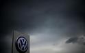 Νέα τροπή στο σκάνδαλο VW από τους Financial Times: Έγγραφο δείχνει ότι η Κομισιόν γνώριζε από το 2013