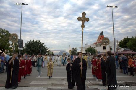 Πάτρα: Με την καθιερωμένη λιτανεία κορυφώθηκαν οι εκδηλώσεις για την επανακομιδή της Κάρας του Απ. Ανδρέα - Δείτε φωτο - Φωτογραφία 4