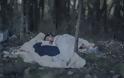 Μικρά παιδιά κοιμούνται στα δάση της Ευρώπης - Μόνα μετά το θάνατο των οικογενειών τους - Φωτογραφία 6
