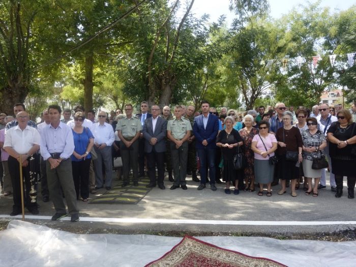 Θεμελίωση Ναού του Αγίου Παϊσίου σε στρατόπεδο της Λάρισας - Φωτογραφία 4