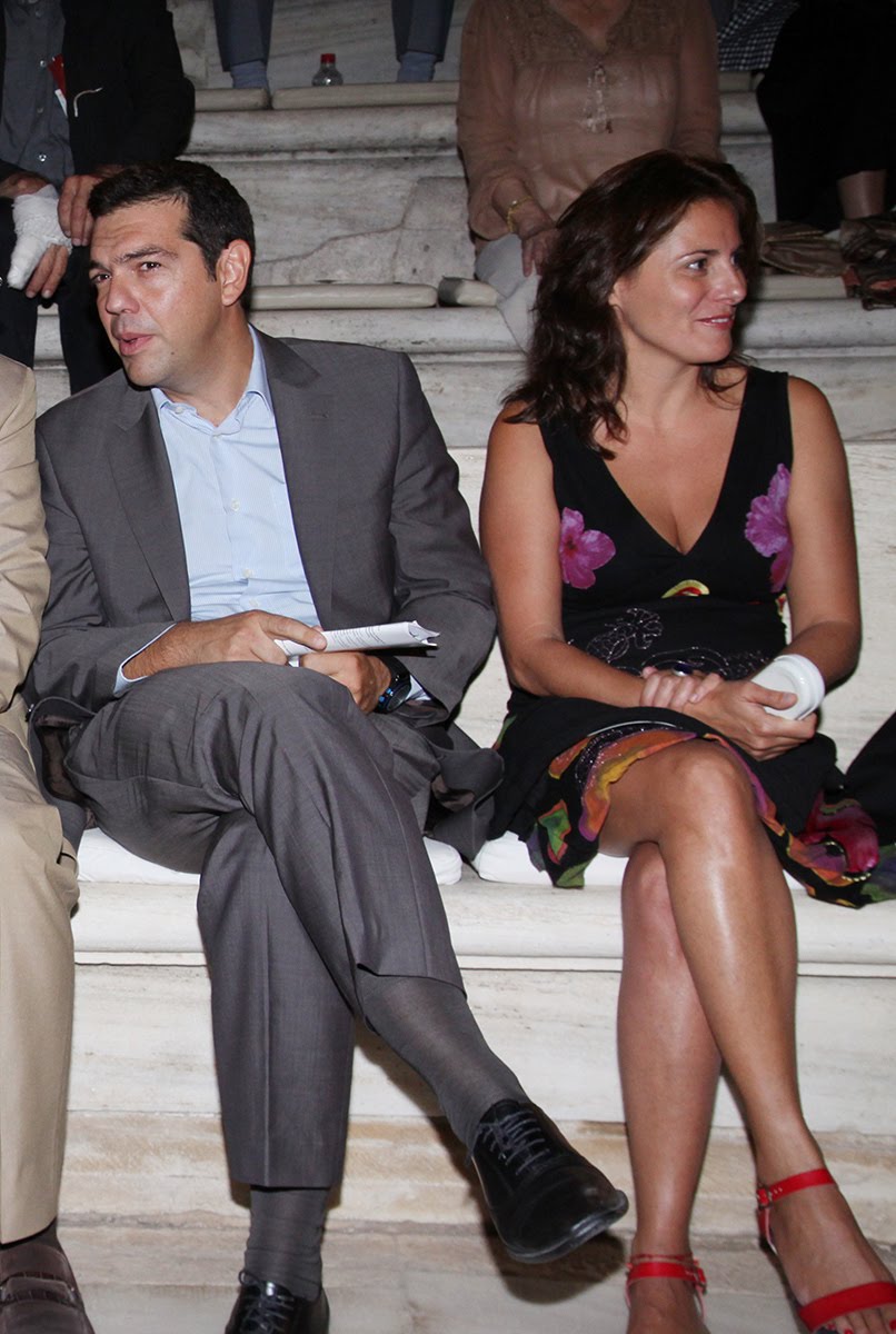 Οι ωραιότερες σύζυγοι πολιτικών στην Ελλάδα - Την πέμπτη θα την ερωτευτείτε και εσείς... [photos] - Φωτογραφία 9