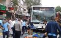 Ανείπωτη τραγωδία: Λεωφορείο έπεσε πάνω σε στάση... Έντεκα νεκροί [photos] - Φωτογραφία 6