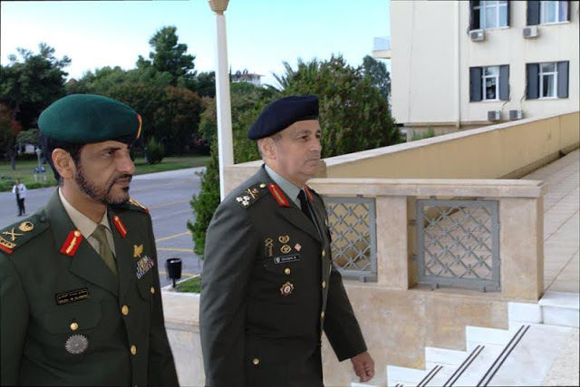 Συνάντηση Αρχηγού ΓΕΣ με τον Διοικητή των Χερσαίων Δυνάμεων των Ηνωμένων Αραβικών Εμιράτων - Φωτογραφία 2