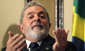 Βραζιλία: Σε ανάκριση ο πρώην πρόεδρος Λούλα για το σκάνδαλο της Petrobras - Φωτογραφία 1