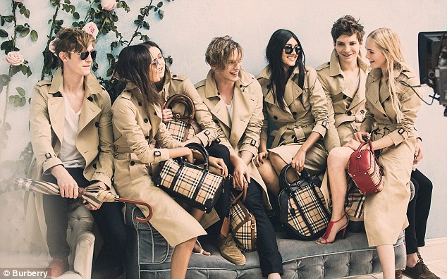 Νίλαμ Γκιλ: Η Ινδή θύμα bullying που κατέκτησε την Burberry [photos] - Φωτογραφία 7