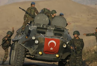 Τουρκία: Αντάρτες του ΡΚΚ απήγαγαν Τούρκους στρατιώτες - Φωτογραφία 1