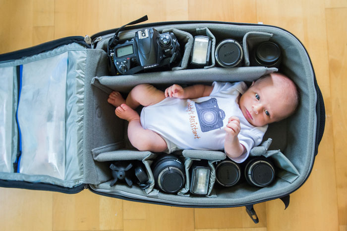Μωρά φωτογραφίζονται να κοιμούνται μέσα σε τσάντες φωτογραφικών μηχανών! [photos] - Φωτογραφία 8