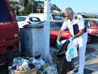 Εθελοντικός καθαρισμός στο λιμάνι Ναυπλίου [photos] - Φωτογραφία 1