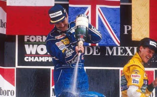 O θρύλος της F1, Nigel Mansell απέκτησε τη δική του στροφή... - Φωτογραφία 1