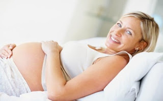 Εγκυμοσύνη μετά τα 35: Ποιοι είναι οι βασικοί κίνδυνοι - Φωτογραφία 1