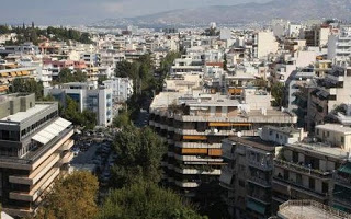 Απίστευτο: Οι Ελληνες έχασαν δύο τρισ. ευρώ στην αξία των ακινήτων τους - Φωτογραφία 1