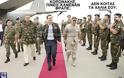 Τα social media κανιβαλίζουν την militaire εμφάνιση Τσίπρα- Καμμένου - Φωτογραφία 15