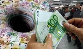 Τρύπα 7,8 δισ. ευρώ τινάζει στον αέρα τα ασφαλιστικά ταμεία - Φωτογραφία 1