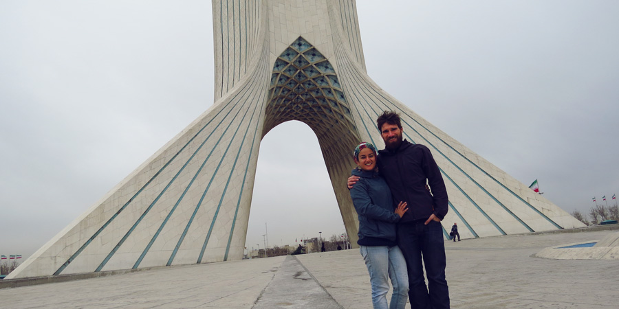 Δείτε πως κατάφερε ένα θεότρελο ζευγάρι να ταξιδέψει ως το Πακιστάν με οτοστόπ - Φωτογραφία 5