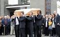 Ο Τζιμ Κάρεϊ έκανε το twitter να δακρύσει: Τι πόσταρε μετά την κηδεία της πρώην του - Φωτογραφία 8